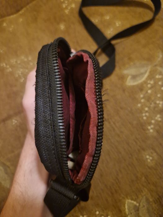 Sprzedam saszetke nike