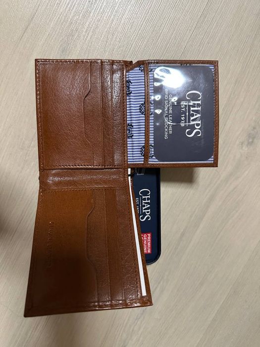 Оригінальні гаманці з США: Columbia, Lee, Levis  та інші.