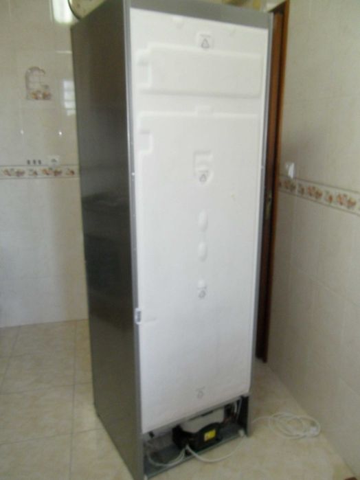 Frorifico combinado AEG