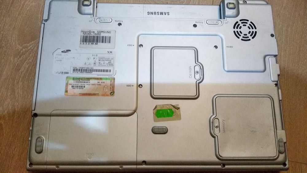 Ноутбук Samsung NX30