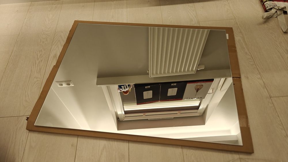 Ikea Auli lustra do szafy Pax 236x150