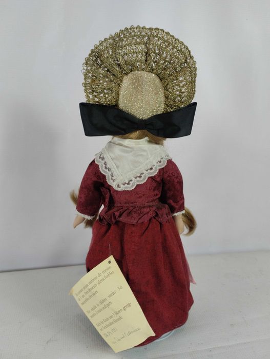 Porcelanowa Lalka Certyfikowana