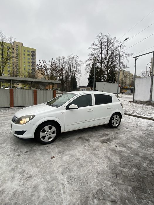Opel astra h 2009,1.6 gaz/benzyna