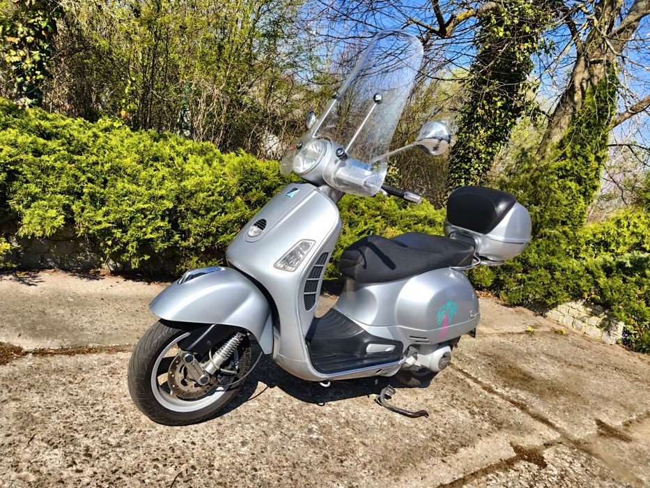 Piaggio Vespa 250/125, 2007r wtrysk, szyba, kufer ,  zarejestrowany