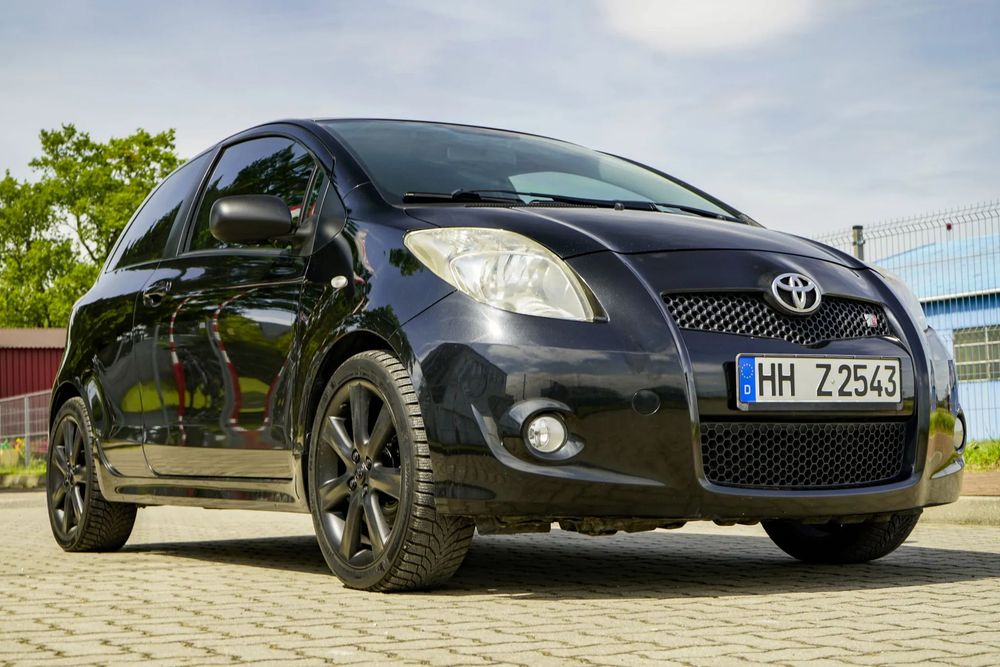 Toyota Yaris Toyota Yaris TSport 1.8 VVTi - Miejski malec na sterydach!