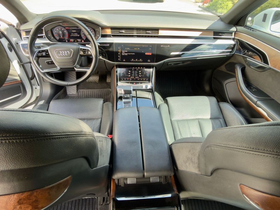 Audi A8  d5 long 4.0 tfsi