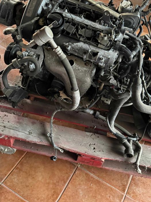 MOTOR 1.6, 16valvulas 105cv + CAIXA DE VELOCIDADES "VW GOLF 4"