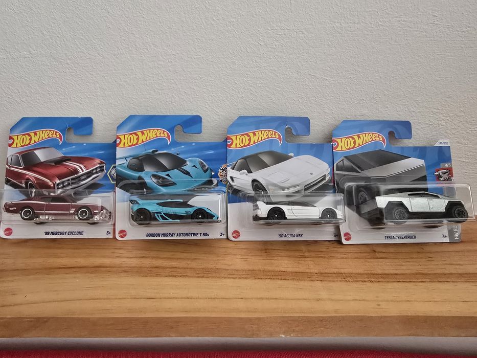 Hot Wheels - Ler Descrição