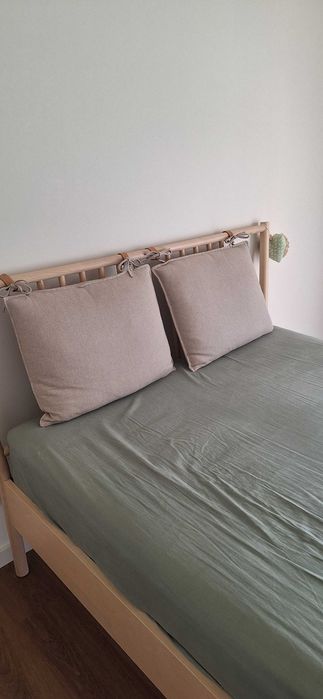 Cama de Casal IKEA - Pouco uso