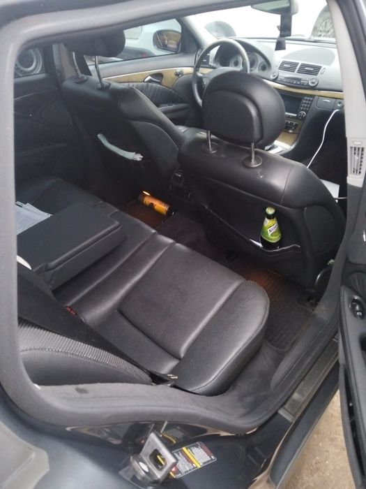 Продам Mercedes 211 для військових