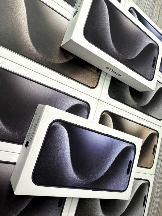 iPhone 15 pro max 256/512 black natur Titan идеальные  магазин