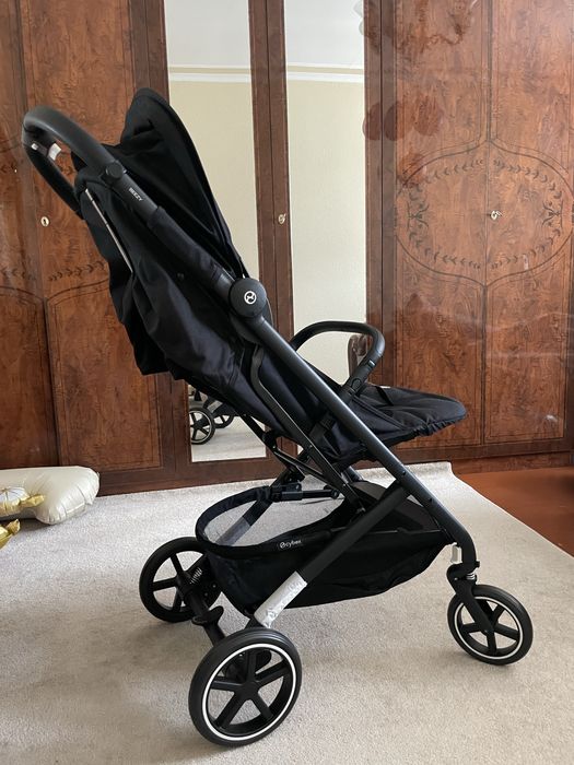 Нова прогулянкова каляска Cybex beezy