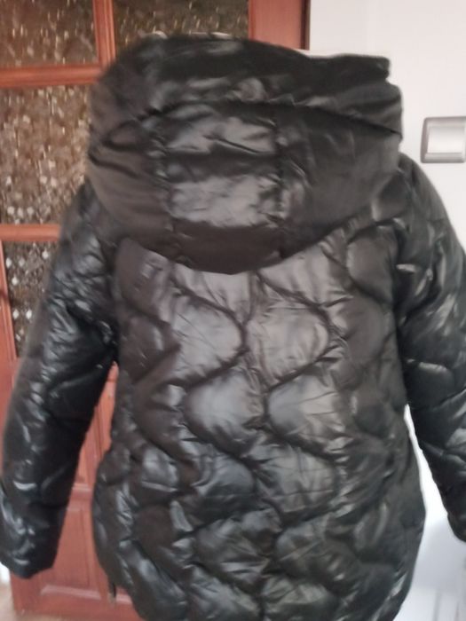 Kurtka czarna sinsay M krotka pikowana