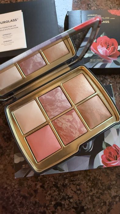 Палетка Hourglass .Кінь ,наповнення Коня оригінал.