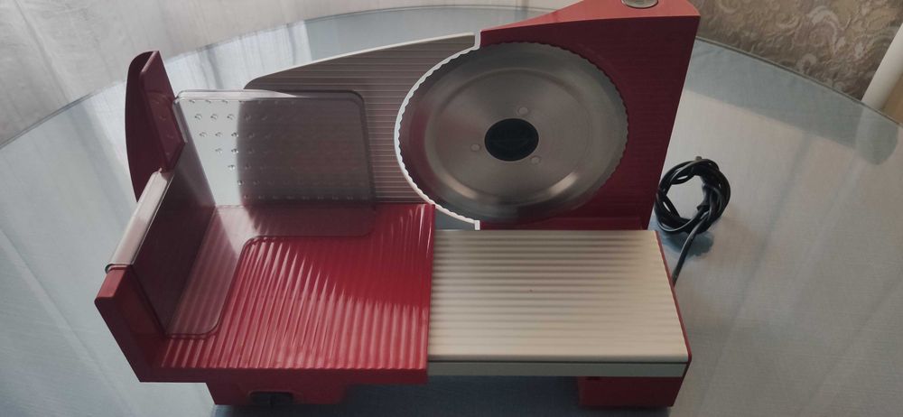 Слайсер - ломтерезка Bosch FD9012