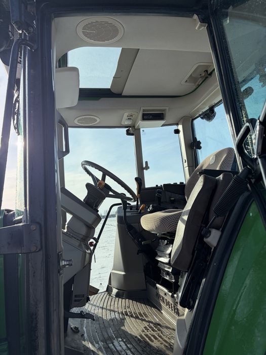 John Deere 6130 z tuzem, 6230, 6220, 6120