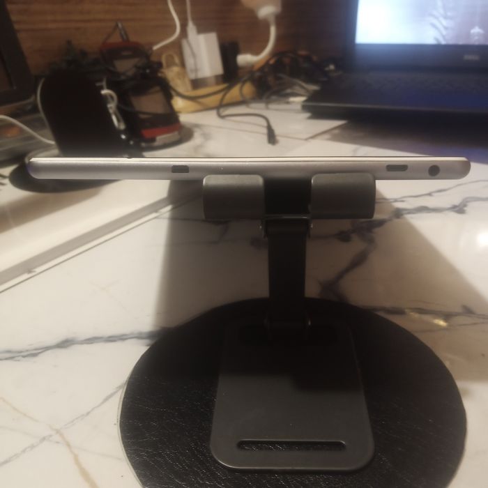 Планшет 10" б/у, на разборку чи відновлення.