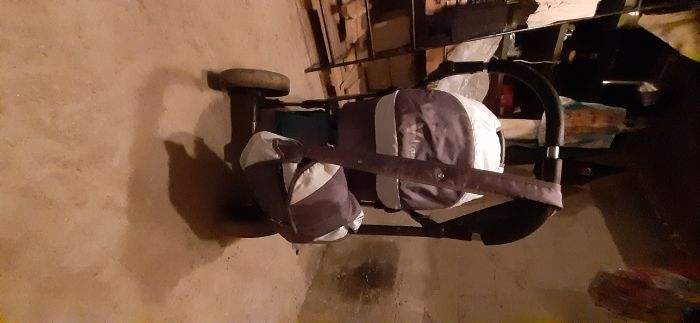 Детская коляска зима лето.