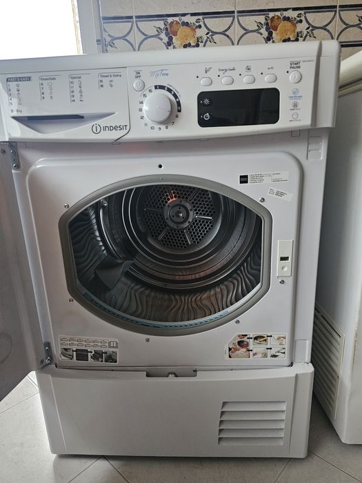 Indesit Dryer64752189293825121