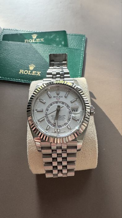 Rolex Sky-Dweller метал