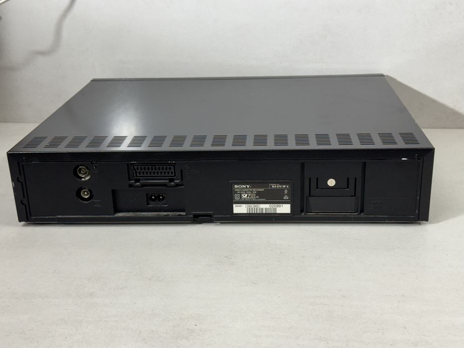 Magnetowid Sony SLV-273
