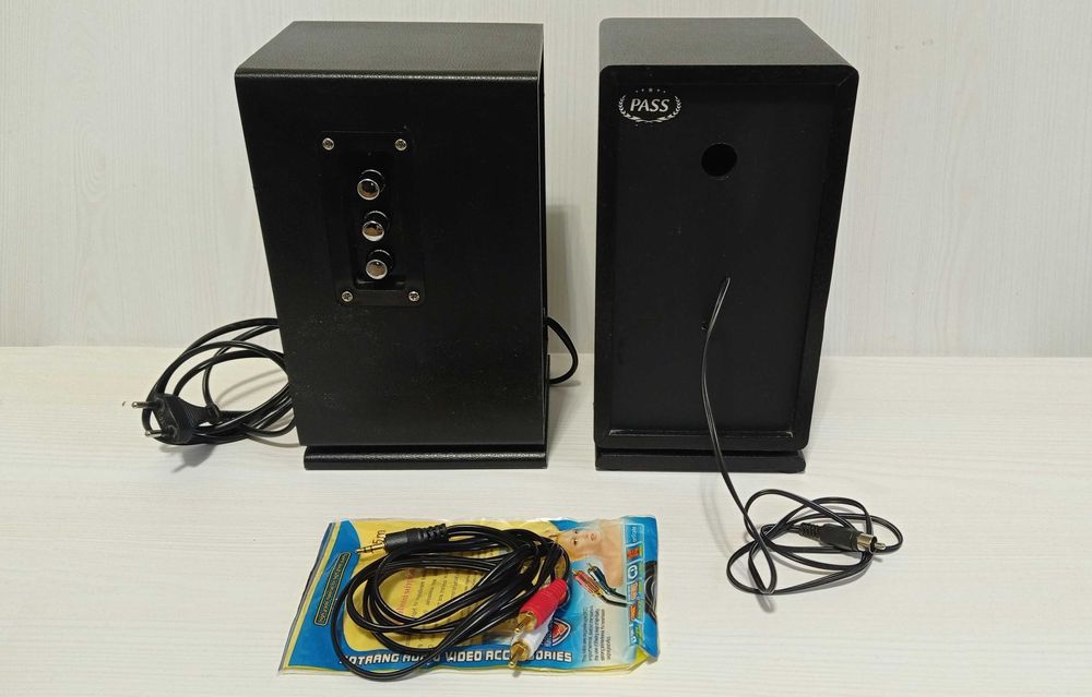 Якісна акустична система Sanyo AVS-006