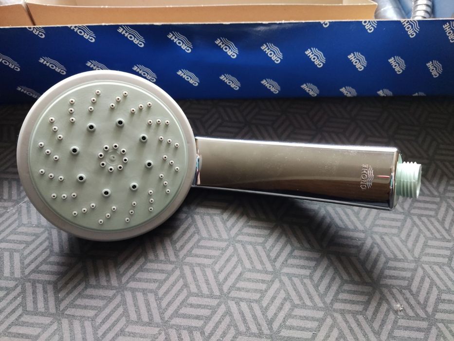 Змішувач для ванни