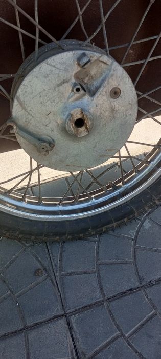 Колесо на мотоцикл ИЖ