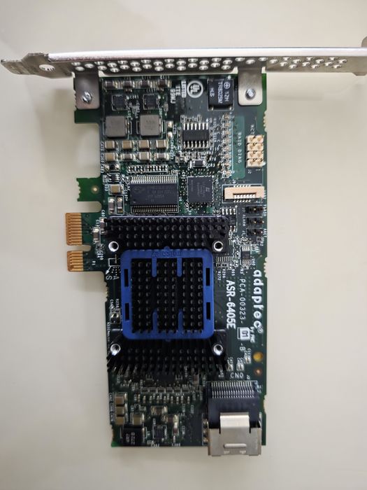 RAID-контролер Adaptec ASR-6405E + кабель SFF-8087 (SATA/SAS)