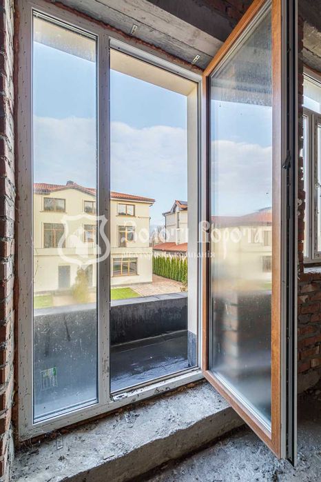 Дуплекс, 3пов. Під ремонт. село Підгірці, Обухівський район