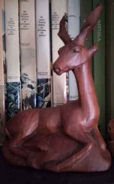 Африканські дерев'яні ВИРОБИ (тваринки,статуетки)