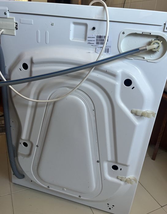 Máquina de Lavar Roupa Whirlpool 7kg FreshCare+ (Para Peças / Avariada)