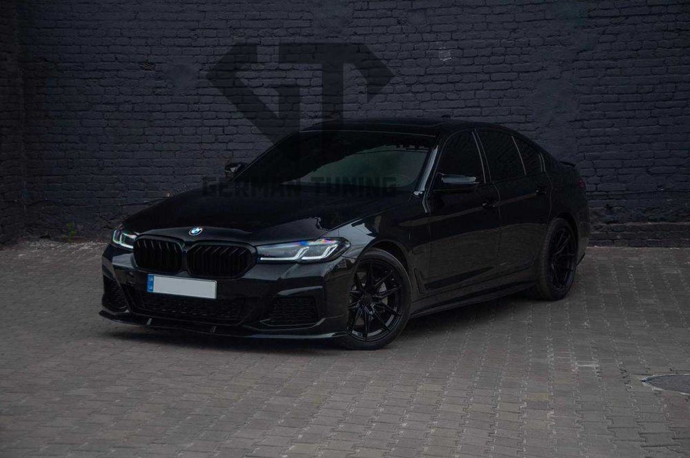 Комплект рестайлінгу bmw g30 стиль m paket бампер фари стопи бмв г30