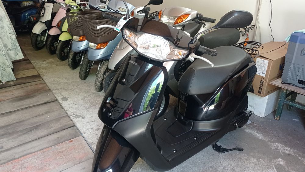 Скутер Honda Tack 79