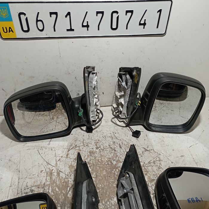 Дзеркала VW caddy 04-15 дзеркало ліве праве кадді