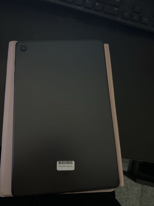 Tablet samsung s6 lite z rysikiem s pen