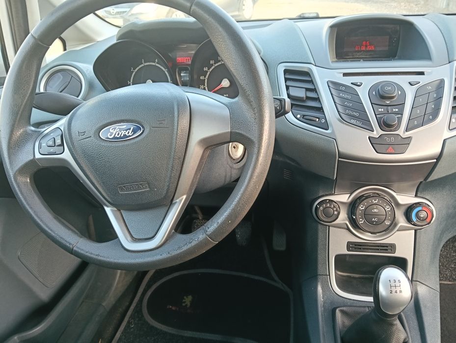 Ford Focus — fotografia 8