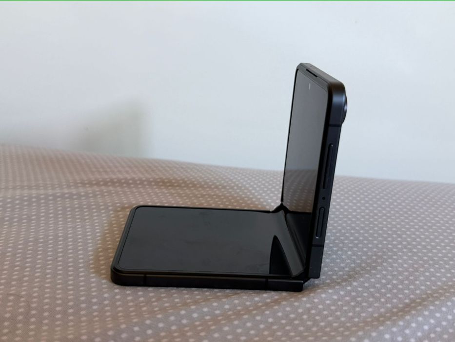 Samsung z flip 8
