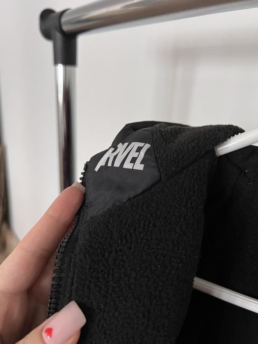 Куртка з принтом Марвел