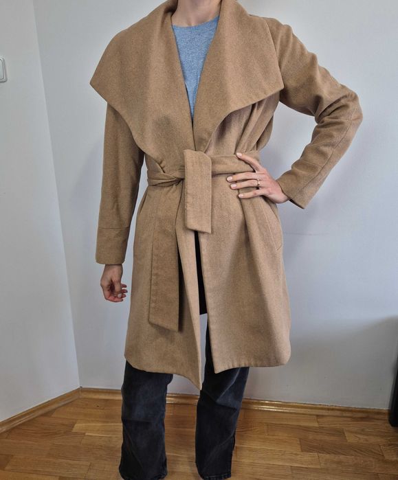 Ładny wełniany płaszcz Mango M, szlafrok, beżowy, wełna, duży kołnierz