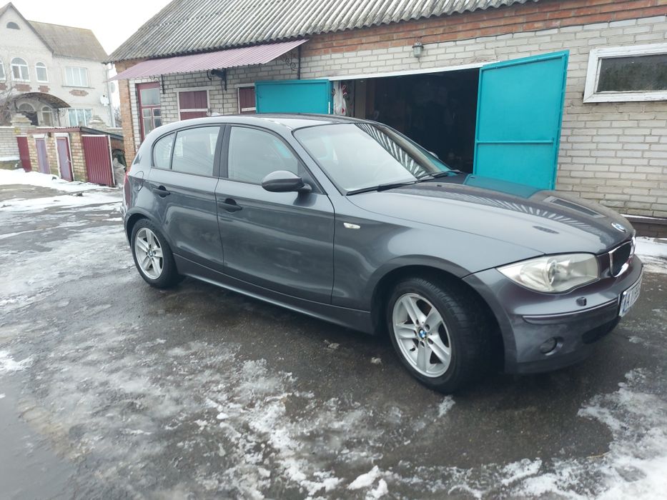 БМВ 116i,2006 рік