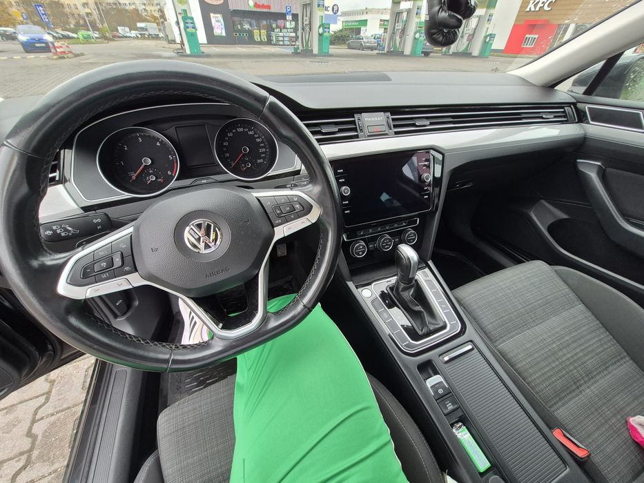 PASSAT B8,2.0 Biznes,190km,automat,led,common rail.