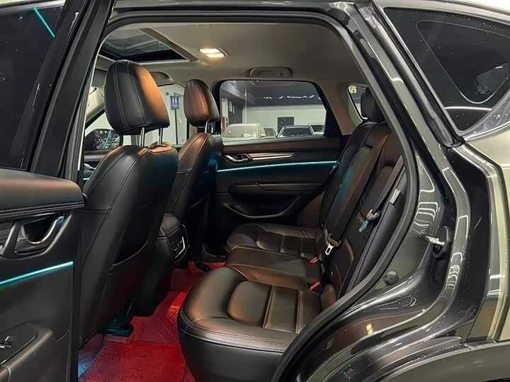Mazda CX-5 2022 в супер кольорі