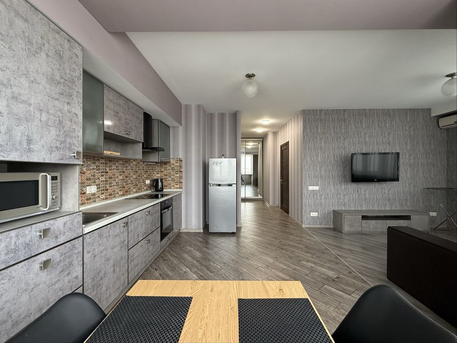 Аренда. ГЕНЕРАТОР  в доме. ул.Феодосийская 1А. Метро Димеевская.