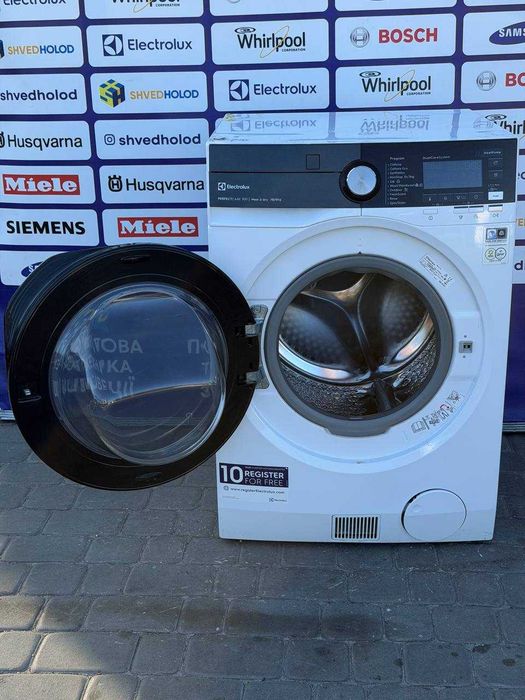 Прально-сушильна машина б/в ELECTROLUX PerfectCare 900 85/60/60 Чорний Обʼєм: 10/6 кг, 1600 об. #08342