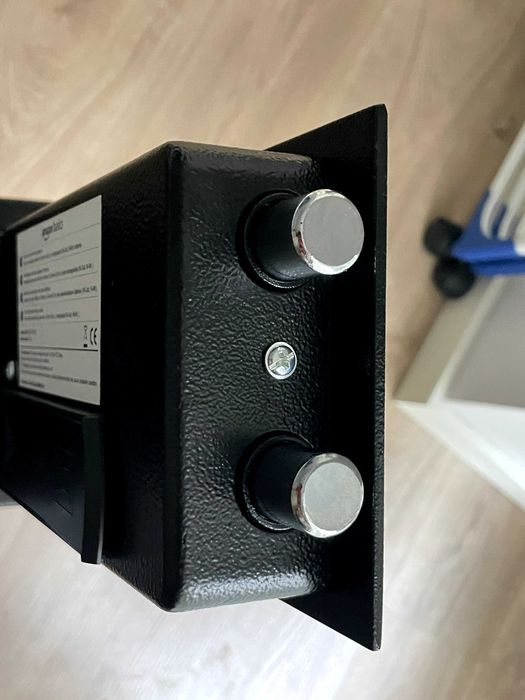 Cofre Eletrónico Amazon Basics