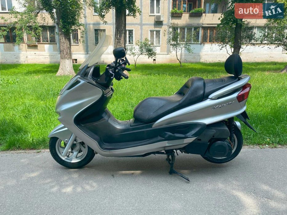 Максіскутер Yamaha Majesty 250