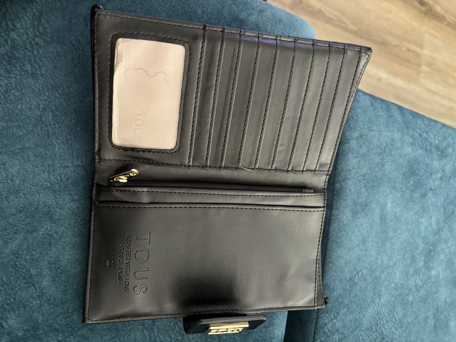 Carteira tous bom estado