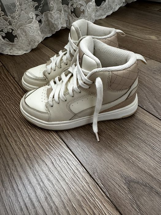 Хайтопи, чобітки Zara 33р.