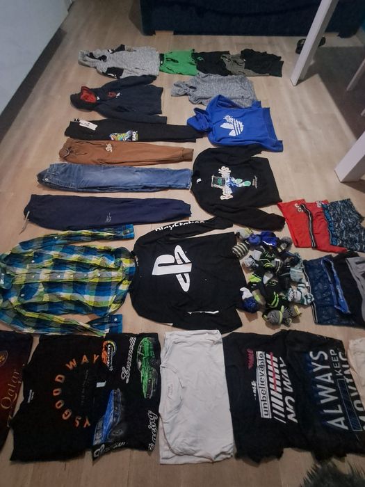 Paka ubrań dla chłopca roz.146/152